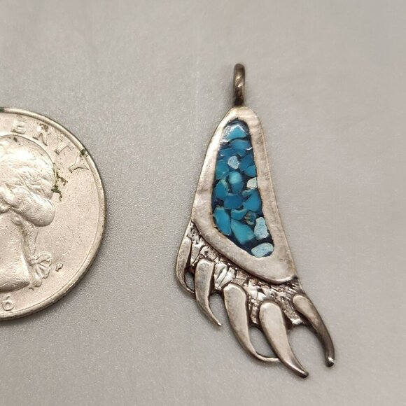 unbranded Jewelry - Vintage Southwestern Sterling Silver & Turquoise Bear Paw Claw Pendant